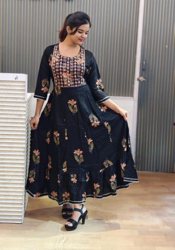 ANARKALI KURTHI