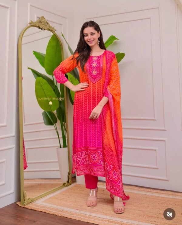 Hot and Latest Kurta Set - Image 3