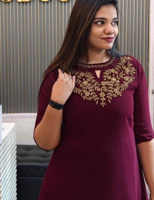 MOST DEMANDED  JEWEL NECK TOPS - Image 4