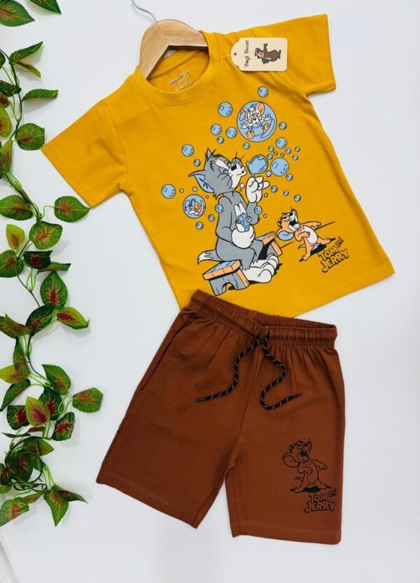 Boys Half Sleeve Top and Shorts - Image 4