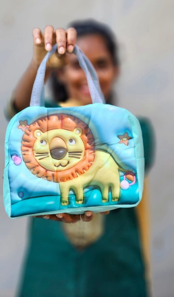Kids Lunch Bag - Image 5