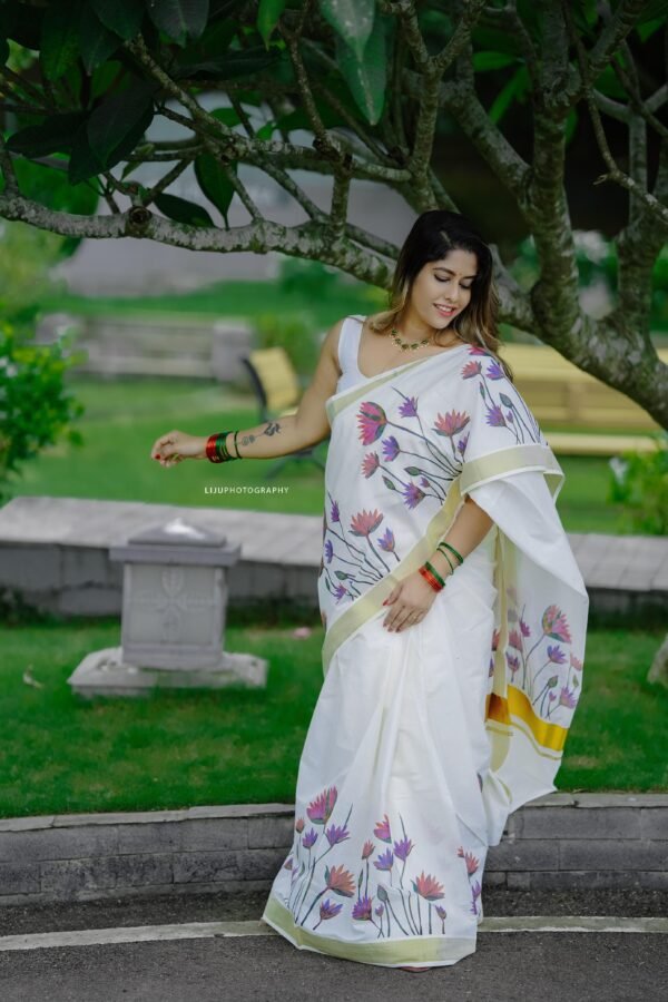 Lotus Cotton Saree - Image 4