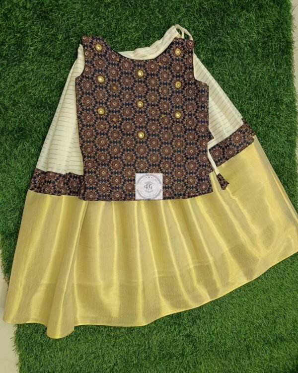 Onam collection 💞
Ajrakh pattupavada - Image 3