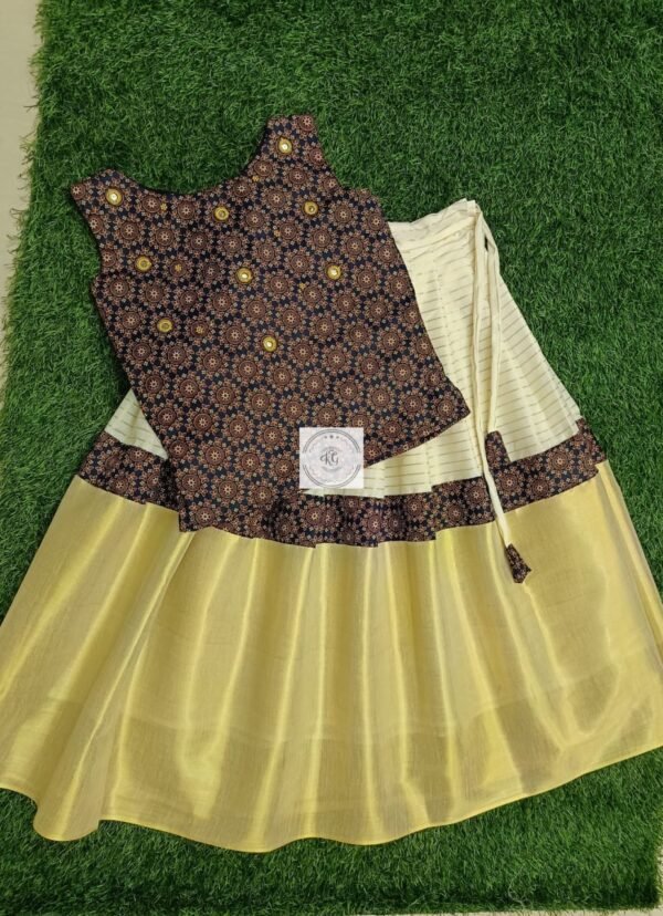 Onam collection 💞
Ajrakh pattupavada - Image 2