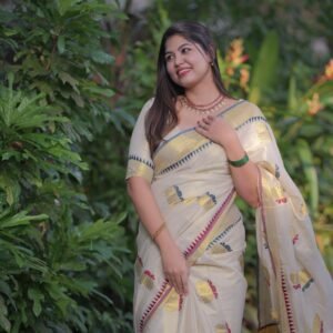 Lotus weave golden tissue saree with temple borders