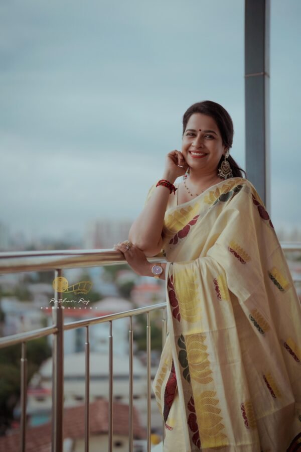 Lotus Actress Sadhika saree - Image 4