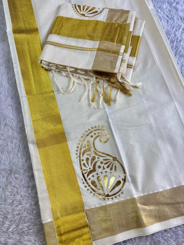 Golden Foil Kasavu Set mundu - Image 2